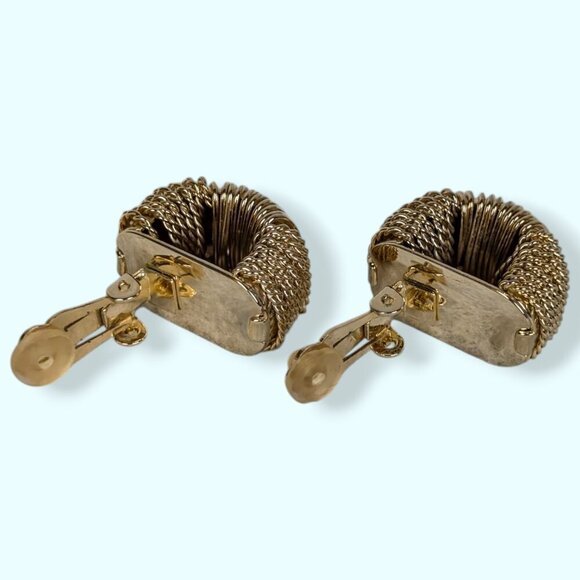 (2/$20) Vintage Wire-Wrapped Clip On Earrings - Picture 5 of 6